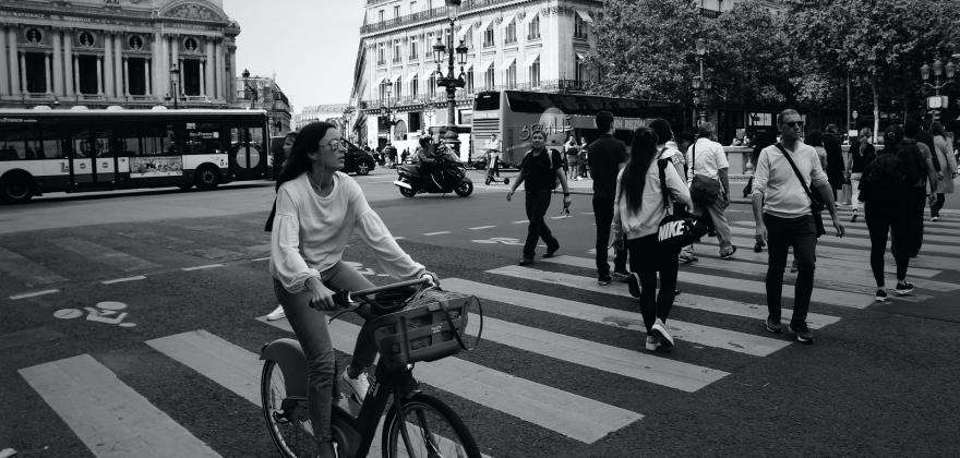 The Rue de Rivoli by bike