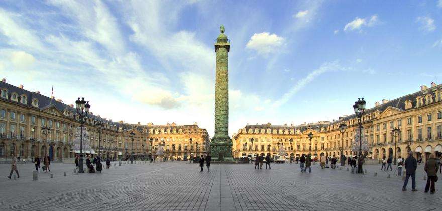 5 Secrets about Place Vendôme!