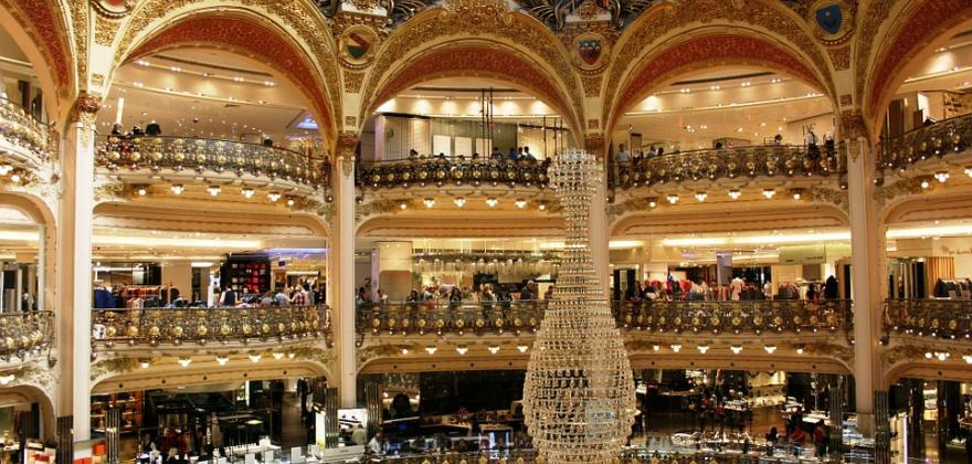 A family outing at the Galeries Lafayette workshops